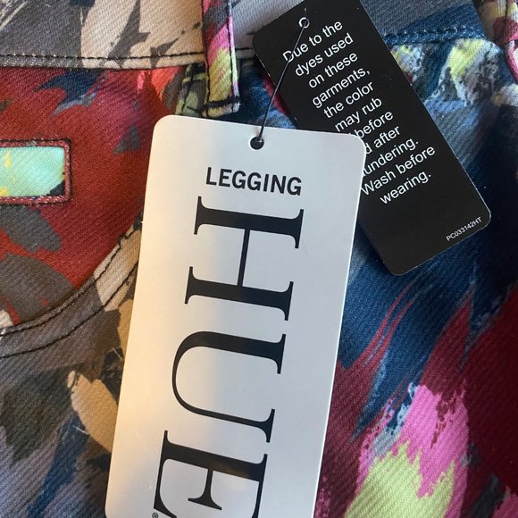 HUE NWT U16886 Multi Floral Split Hem Leggings sz S - Picture 3 of 11